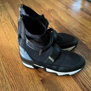 iRi black outline high top sneaker. Size 38 (US 8).